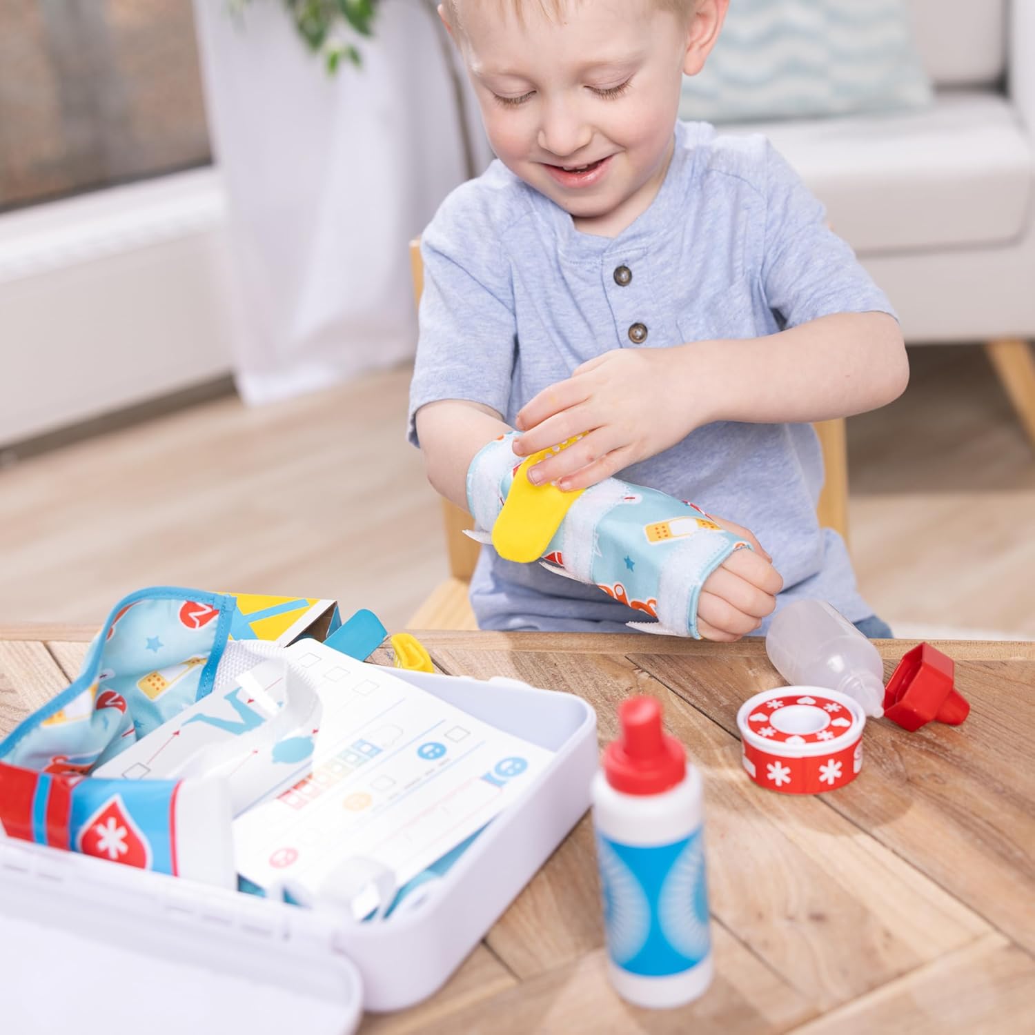 Melissa & Doug Get Well First Aid Kit Play Set – 25 Toy Pieces