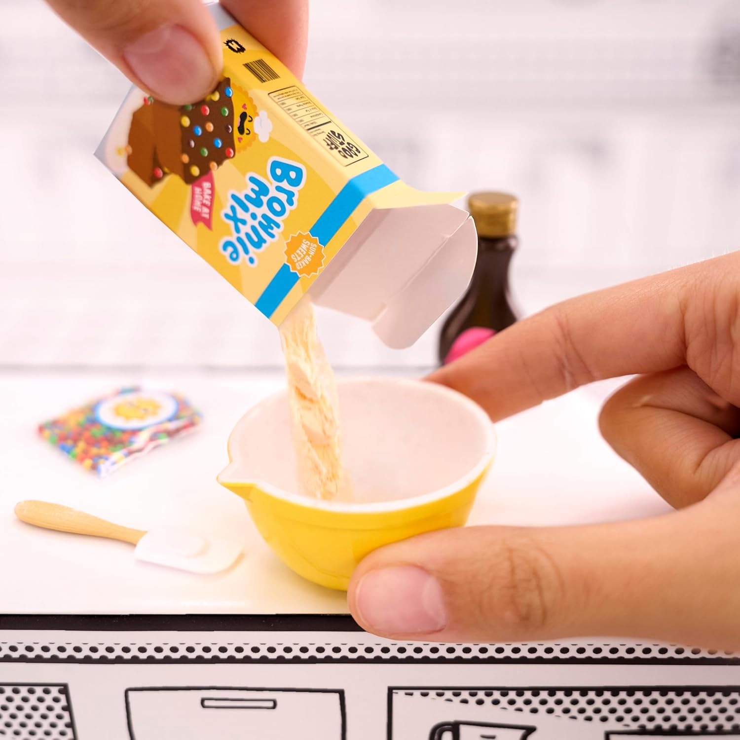 MGA's Miniverse Make It Mini from Scratch Series 1, Mini Collectibles