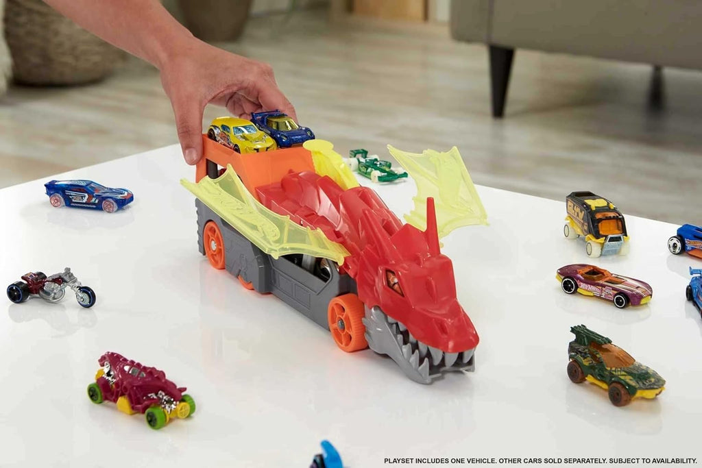 Hot Wheels City Toy Car Track Set, Dragon Launch Transporter &amp; 1:64 Scale Car, Launch Vehicles from Creature's Mouth, Stores up to 5 Vehicles