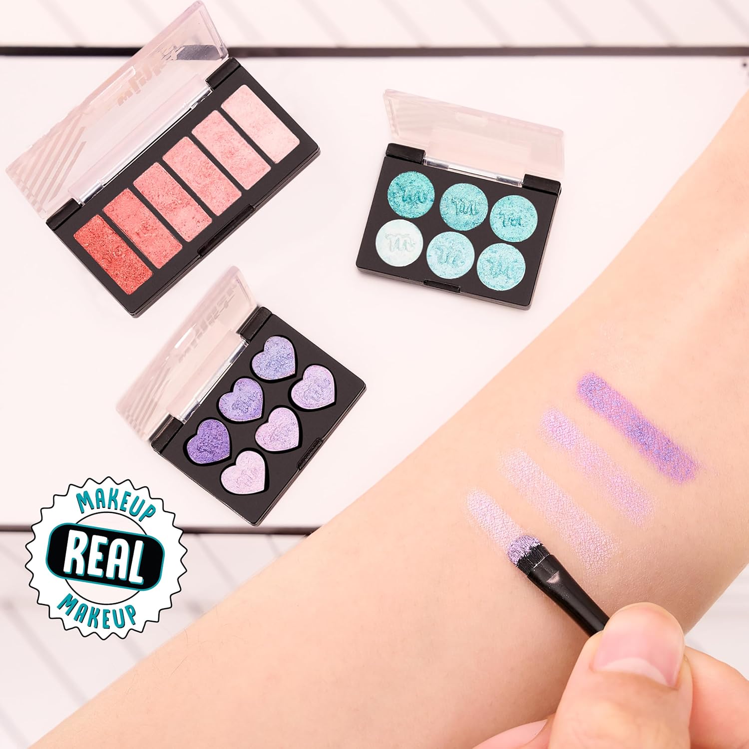 MGA's Miniverse - Make It Mini Makeup Series 1 (2 Pack) Mini Collectibles, DIY, Really Works, Real Cosmetic Products, Lip Stain, Nail Polish, Eyeshadow, Collectors, 8+