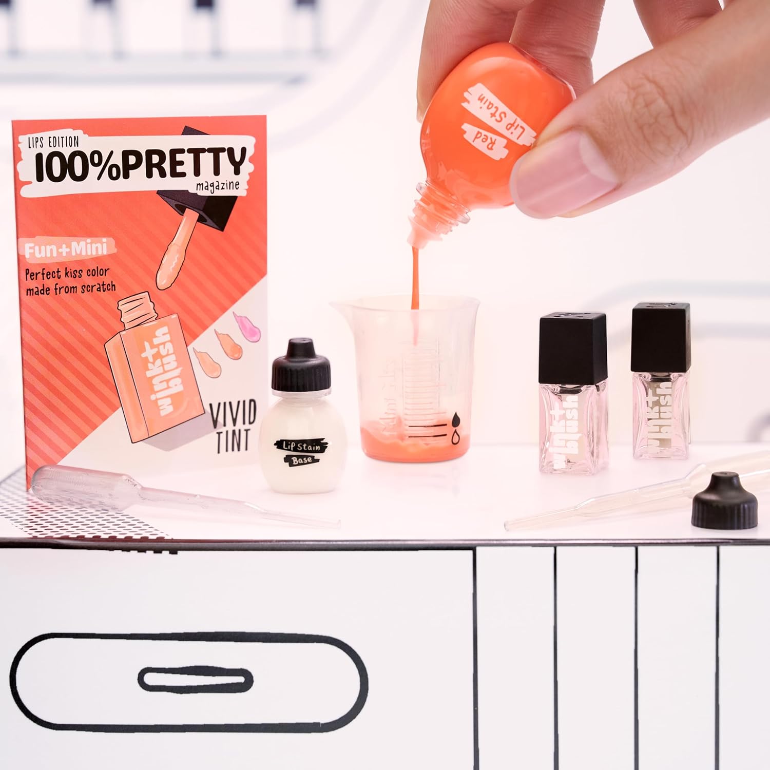 MGA's Miniverse - Make It Mini Makeup Series 1 (2 Pack) Mini Collectibles, DIY, Really Works, Real Cosmetic Products, Lip Stain, Nail Polish, Eyeshadow, Collectors, 8+