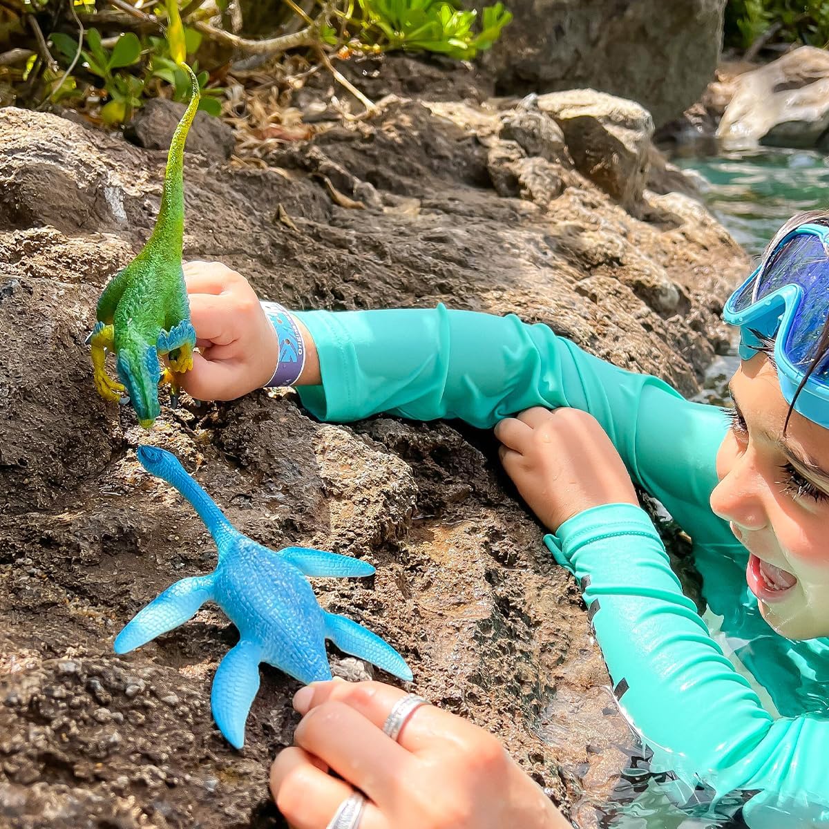 Schleich Dinosaurs Realistic Plesiosaurus Figurine with Bendable Neck