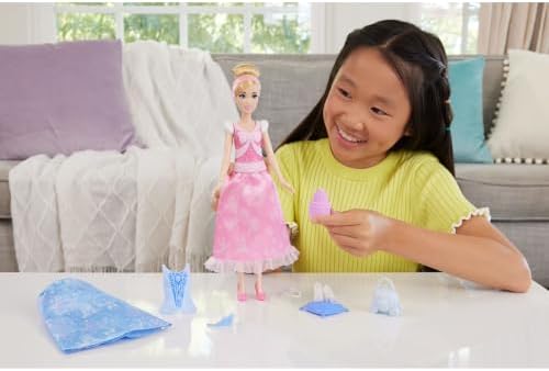 Mattel Disney Princess Toys, Cinderella Fashion Doll with 2 Looks, 9 Accessories, 2 Snap
