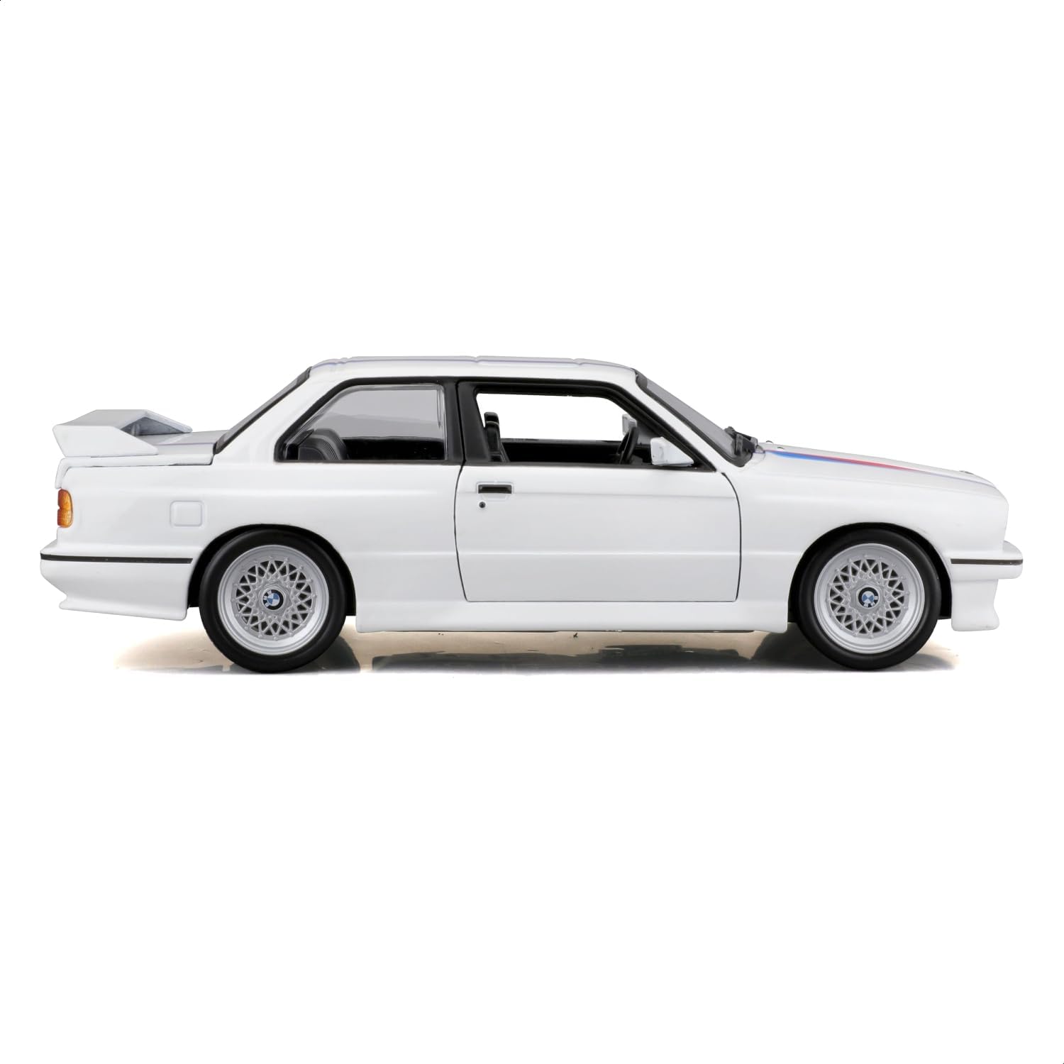 Bburago (E30 May Cheong Group 1:24 BMW M3 1988 White Car for Children from 3 Years 21100W, L