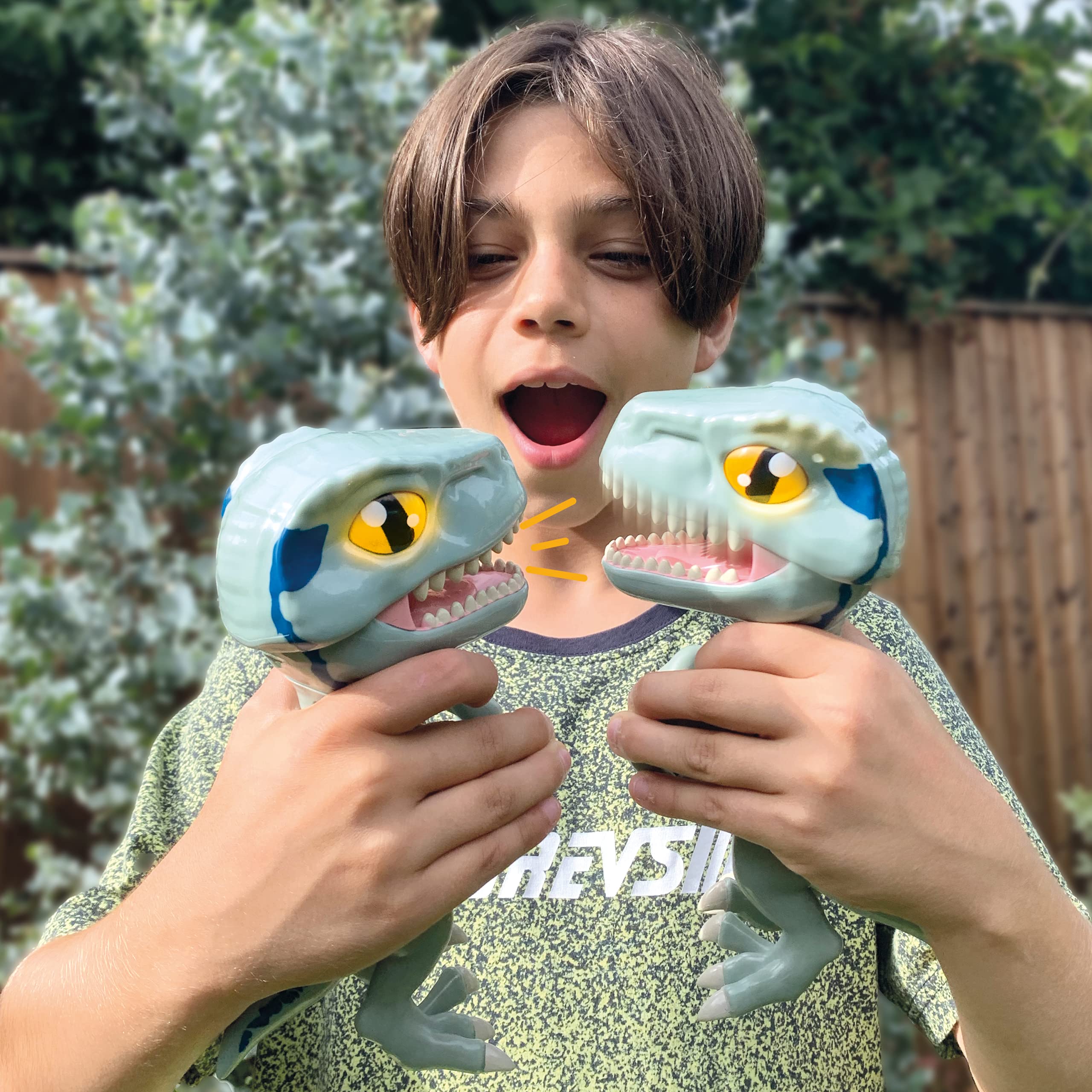 WOW! STUFF Jurassic World Trigger Chomper - Velociraptor Blue
