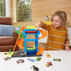 Hot Wheels City Tunnel Twist Car Wash & Color Shifters Vehicle in 1