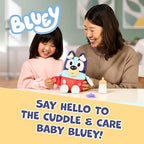 Bluey Baby verwöhnt und pflegt, füttert und beruhigt Baby, elektronisches Plüschtier 28