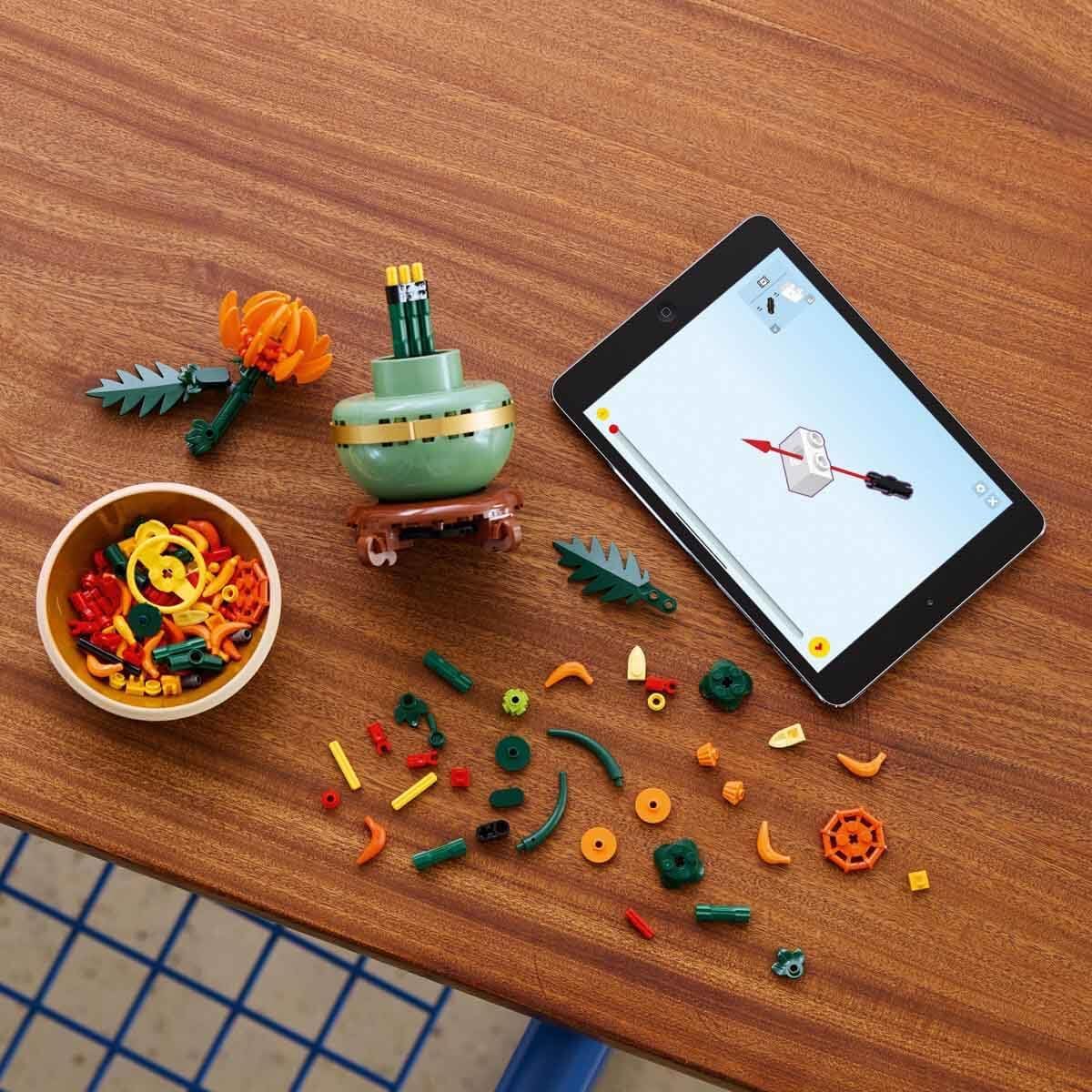 LEGO NONPUBLSH BOTANICAL 010 Chrysanthemum