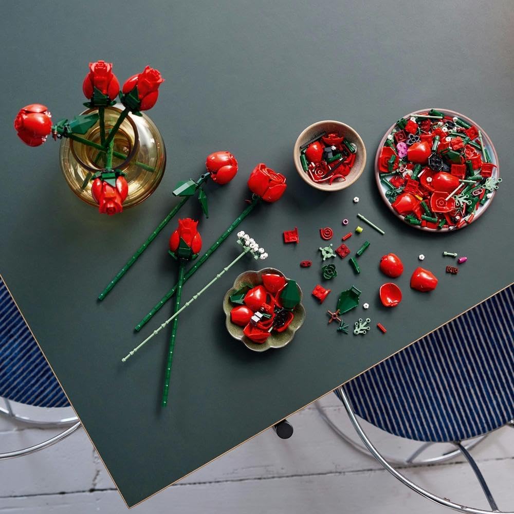 LEGO Botanicals Bouquet of Roses - Artificial Flowers Set for Adults - incl. 12 Faux Roses & 4 Sprigs of Baby's Breath