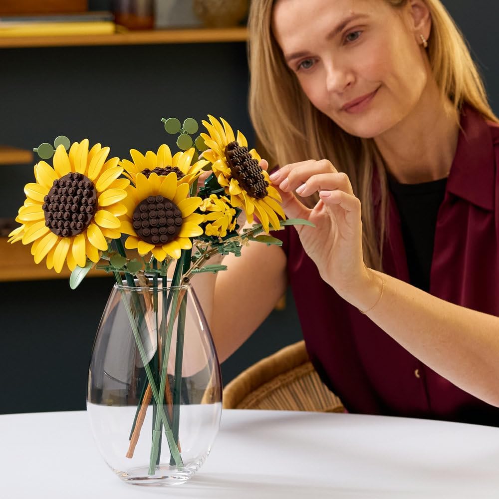 LEGO Botanicals Sunflower Bouquet