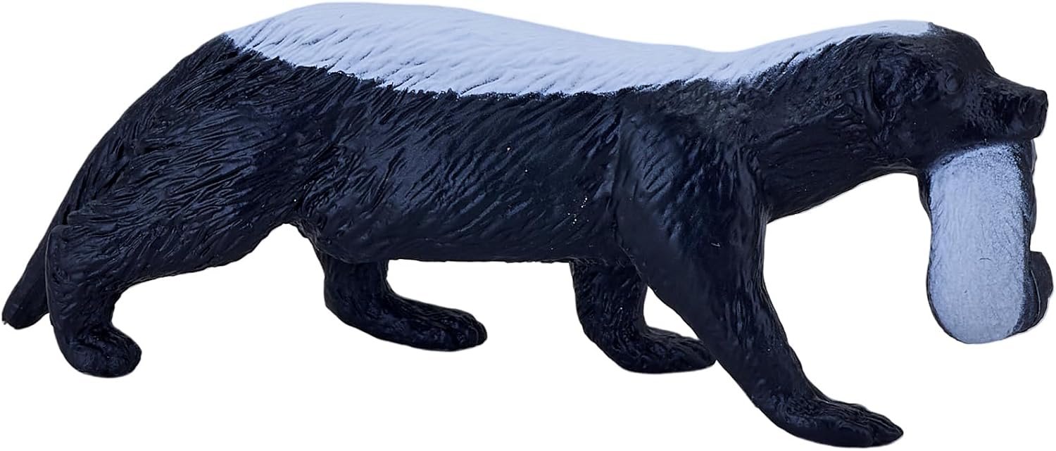 MOJO Honey Badger Female with cub Toy Figure