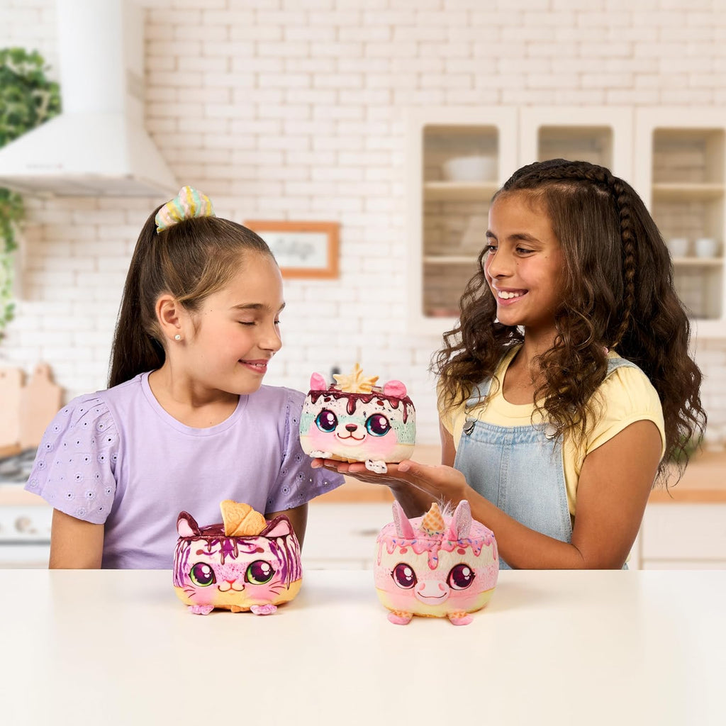 Cookeez Makery Freezy Cakez. Mix & Decorate Your Plush Best Friend