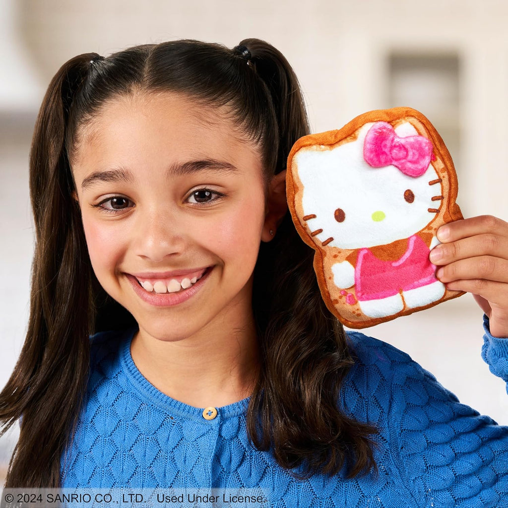 Cookeez Makery Hello Kitty and Friends Toasty Treatz Toaster | Squishy, Scented Plush Surprise | Pop-in-Bread, 6 Collectible 