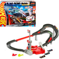 Hot Wheels Toy Car Track Set, 3 Formula 1 Die-Cast Vehicles in 1:64 Scale: McLaren F1 Team, Alpine & VCARB, Sprint Race Circuit (Teams May Vary)