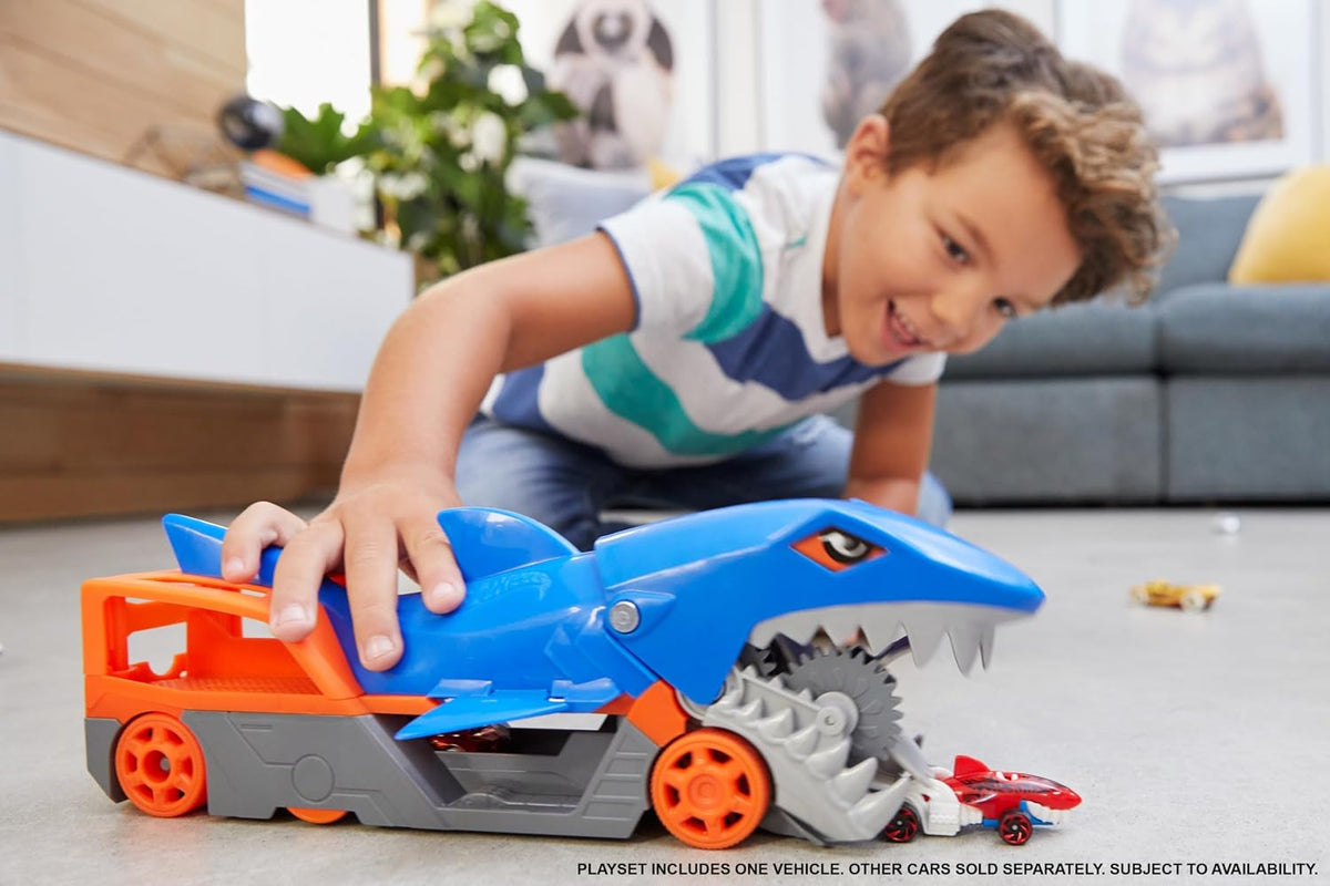 Hot Wheels Shark Chomp Transporter Playset with One 1
