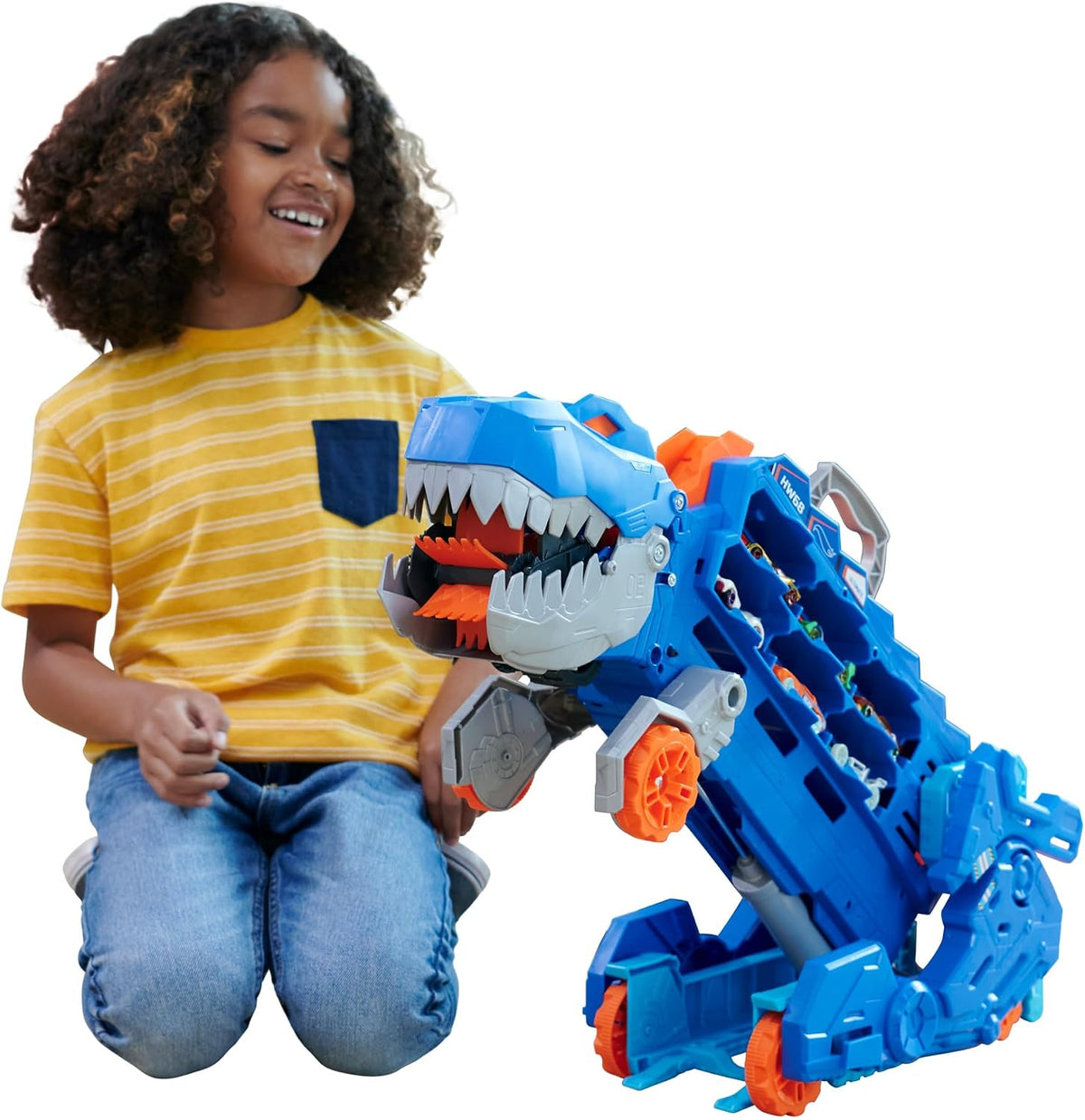 Hot Wheels Shark Chomp Transporter Playset with One 1