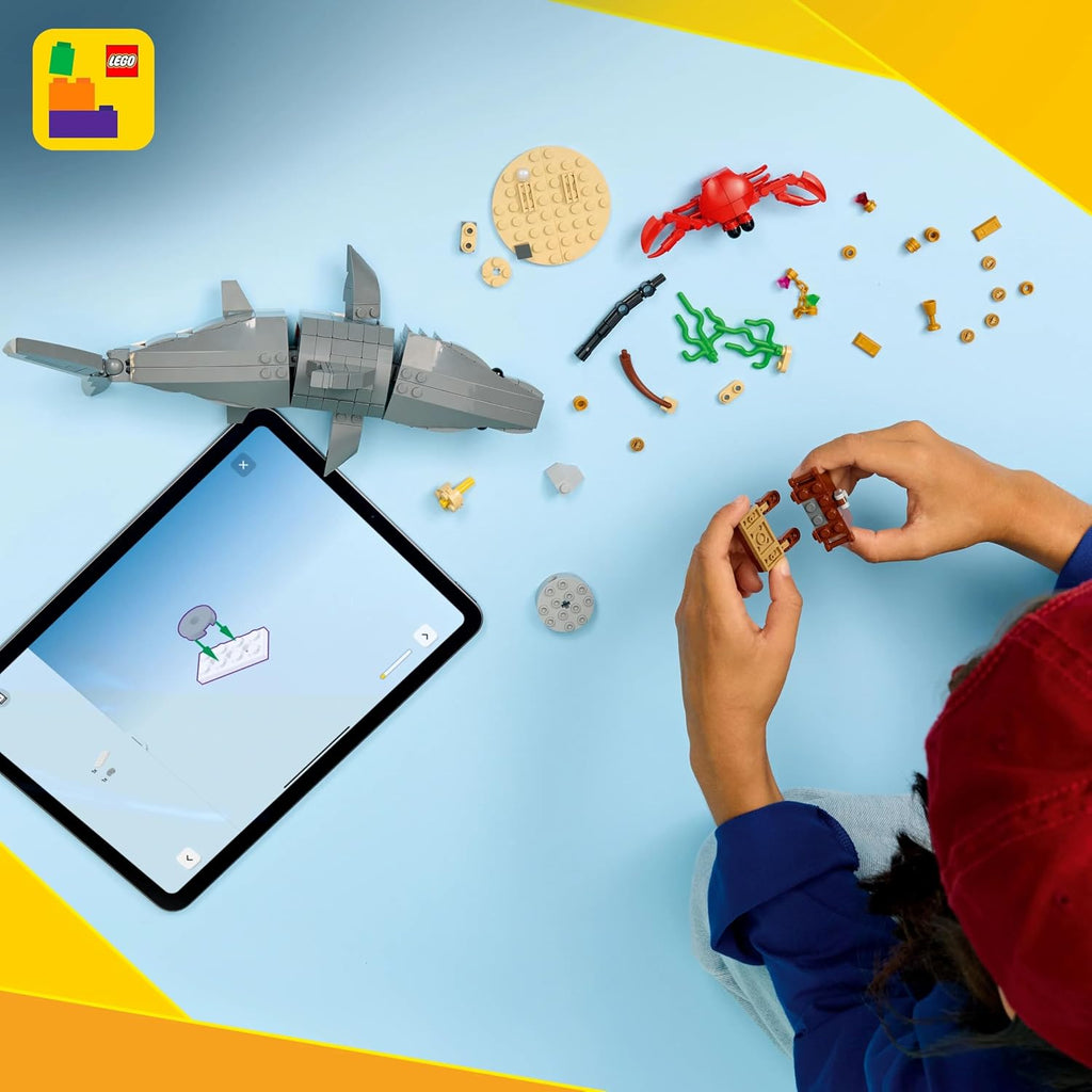 LEGO Creator 3in1 Fierce Shark with a Treasure Chest Toy - Sea Animal Figure Transforms into an Anglerfish or Manta Ray