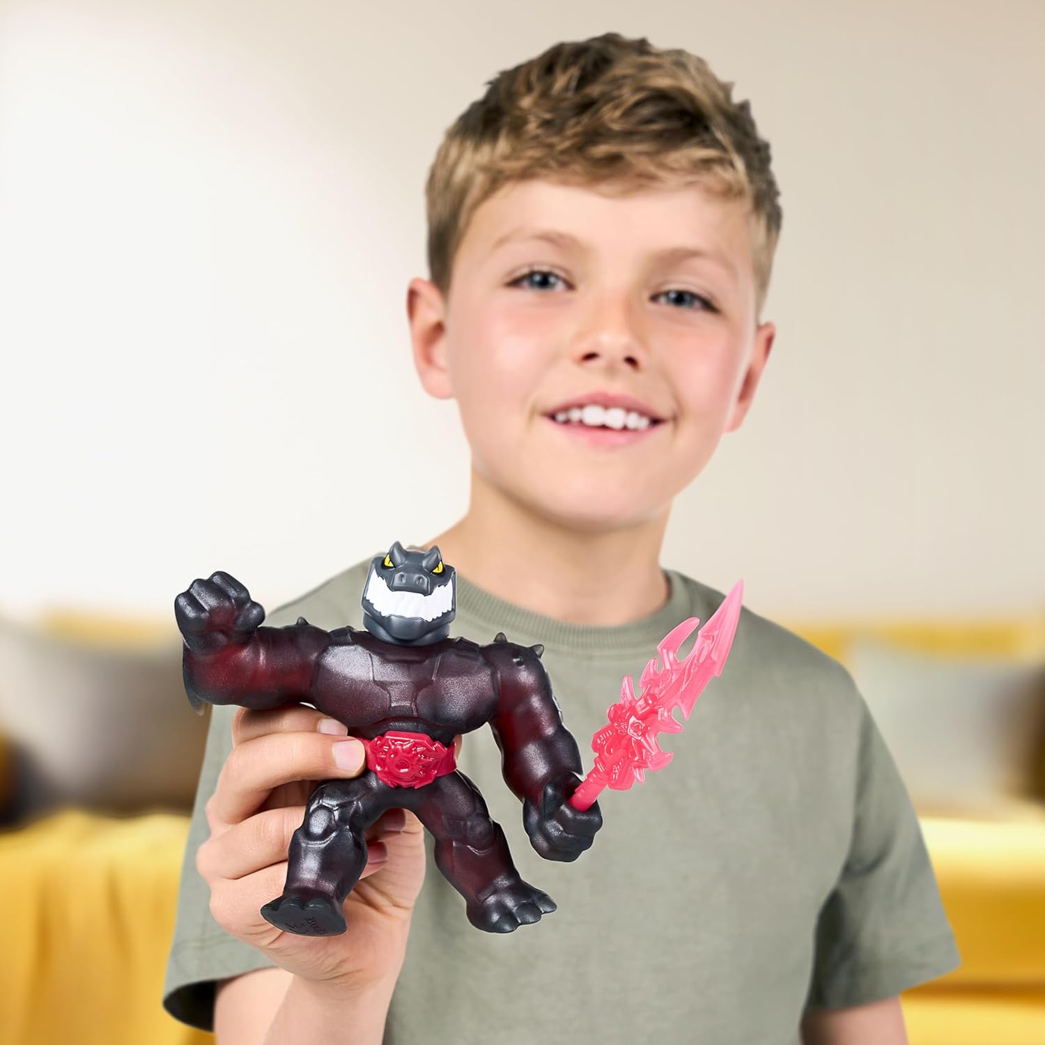 Heroes of Goo Jit Zu Meteor Madness, Stretchy Shredz Collectible Action Figure, with Unique Scrunchy Goo Filling & Hyper Blade, Sensory Toy That Stretches Up to 3X Its Size