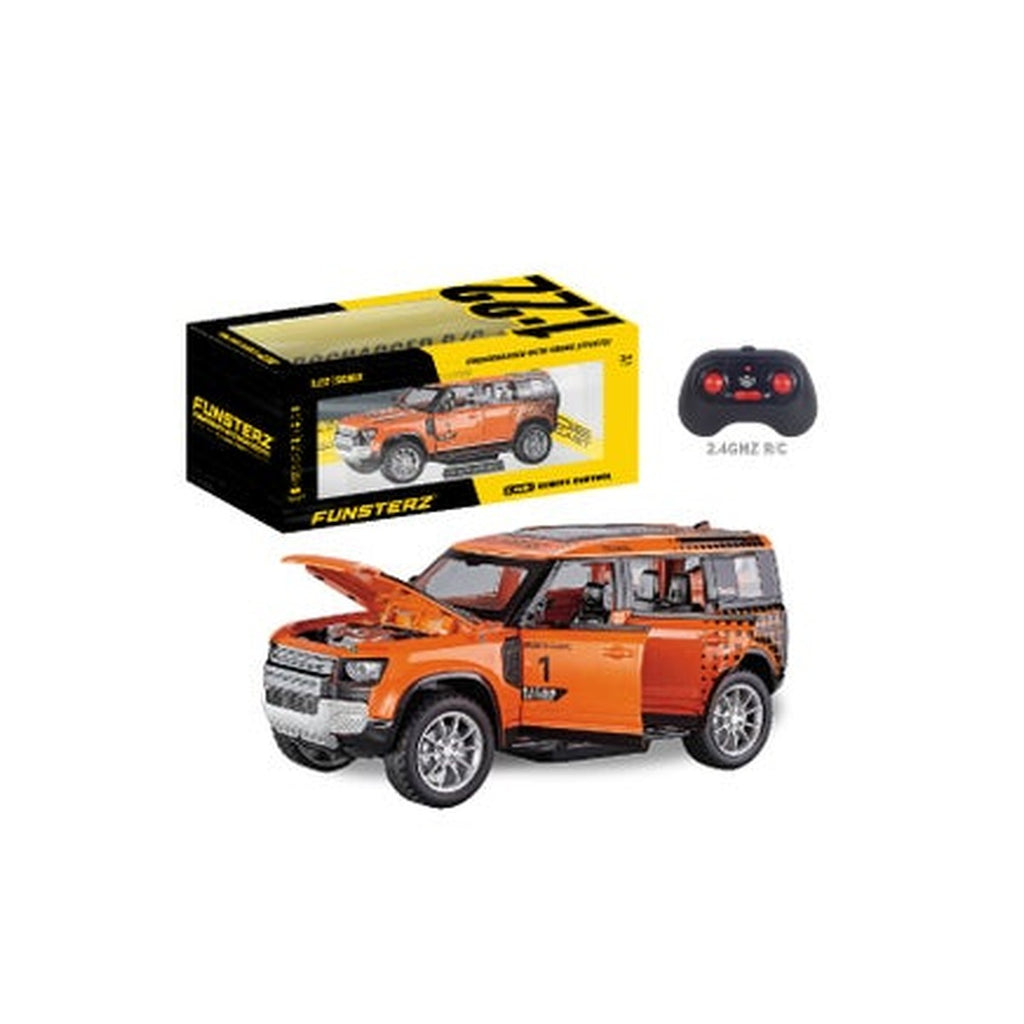 Funsterz 1:22 RC Land Rover Defender with Spray Mist & LED Lights - Full-Function Remote Control Alloy Car for Kids, Realistic Exhaust Effect, Rechargeable Off-Road Vehicle (6+ Years)