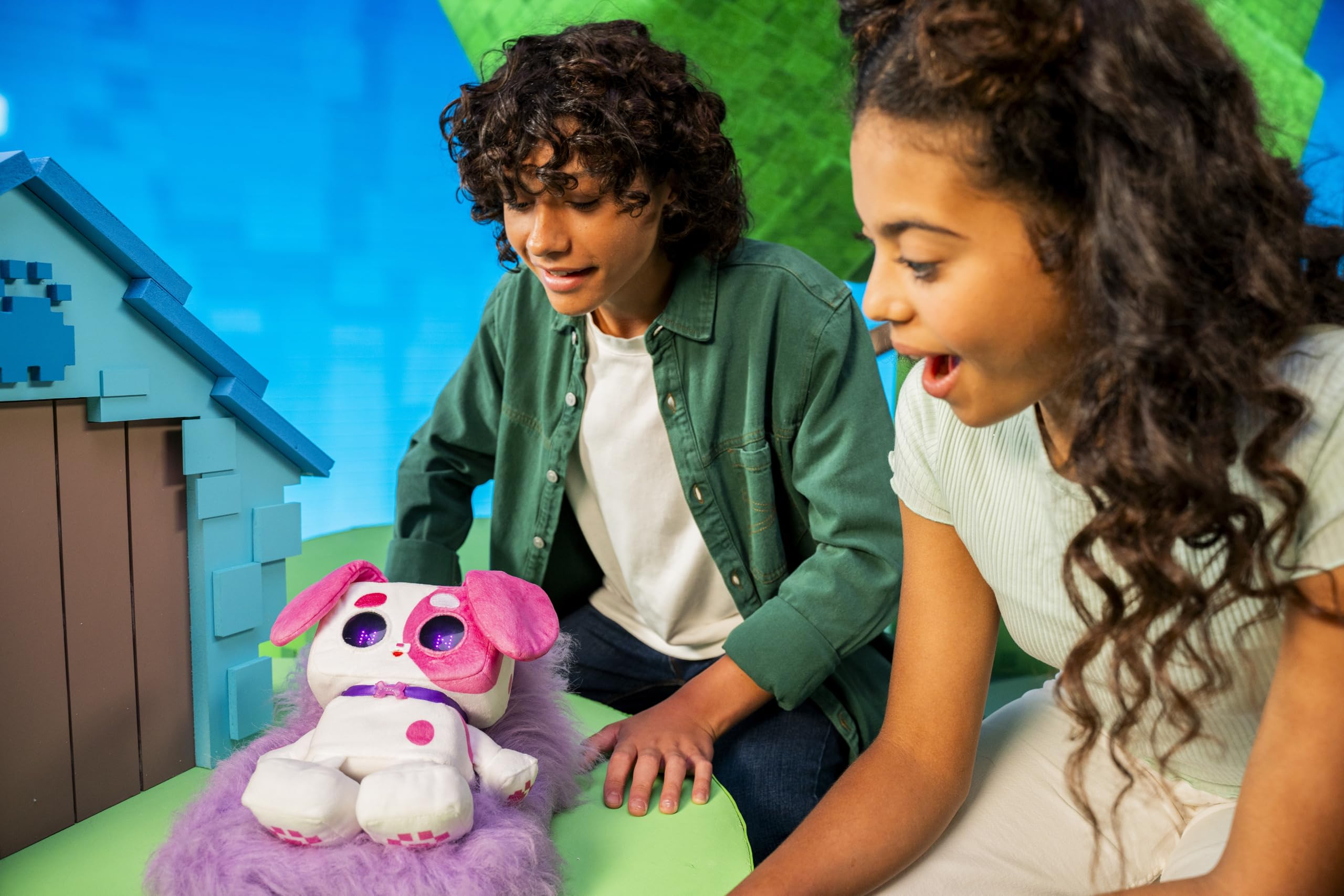 PIXEL HUGS Interactive Plush Puppy in Pink
