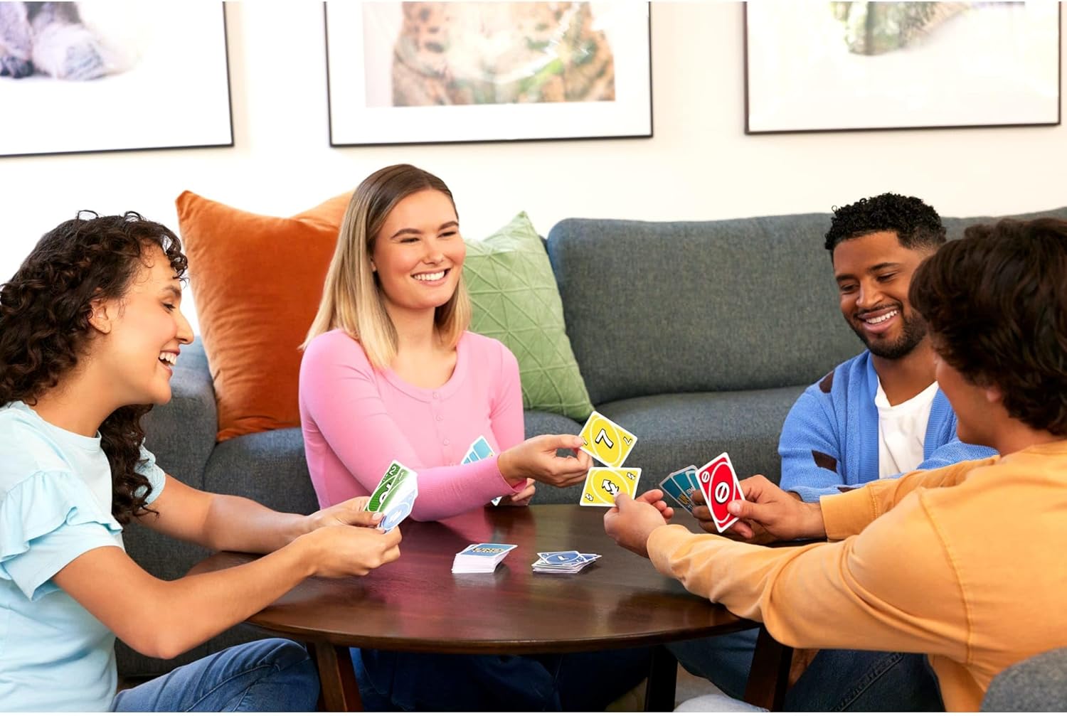 Mattel Games UNO Teams Card Game for Family Nights, Game Nights
