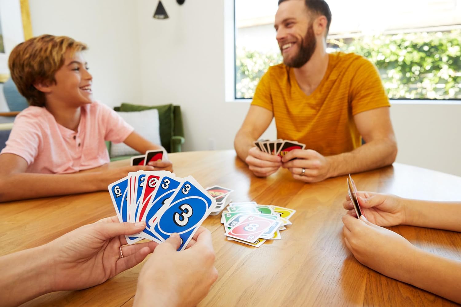 Uno Deluxe Card Game, 7 years +
