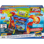 Hot Wheels City Tunnel Twist Car Wash & Color Shifters Vehicle in 1
