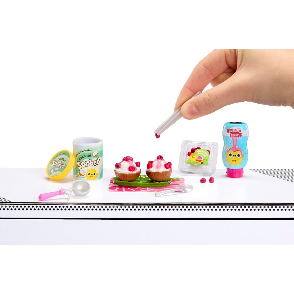 MGA's Miniverse Make It Mini Foods Cafe Mystery Ball, DIY Mini Food Collectible Set with Resin Craft, Assorted Surprise Toy for Kids 8+