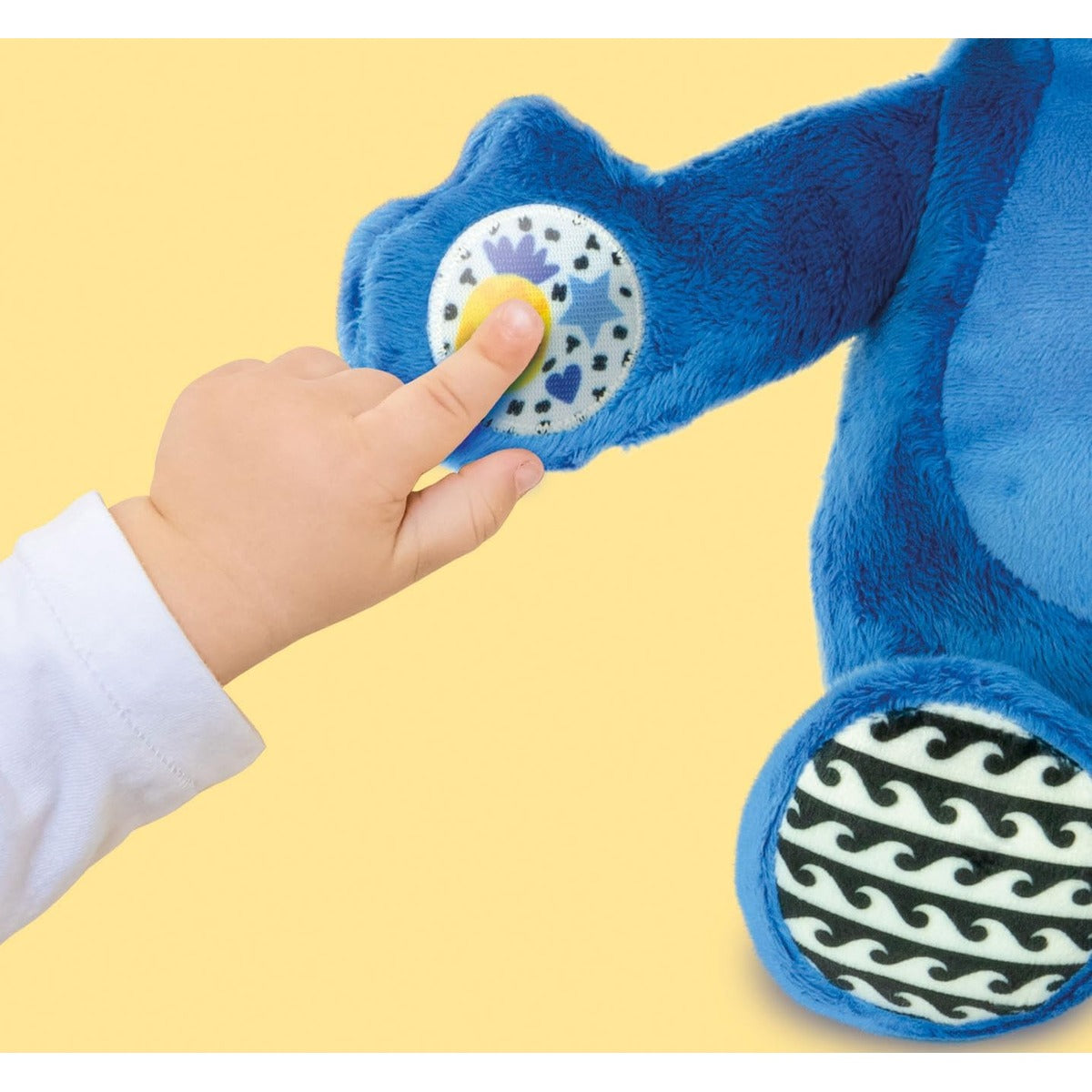 Clementoni Disney Stitch Grow with Me Plush Interactive Talking Stitch