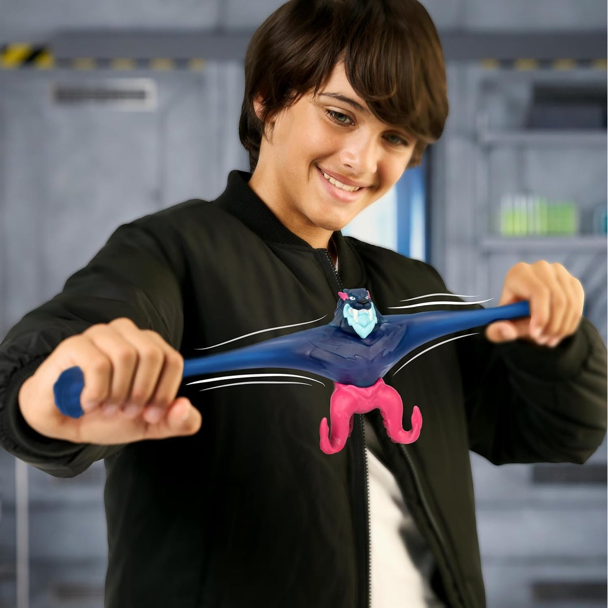 MrBeast Lab - Hyper Fusion Stretchy Hero, Sabertooth Squid